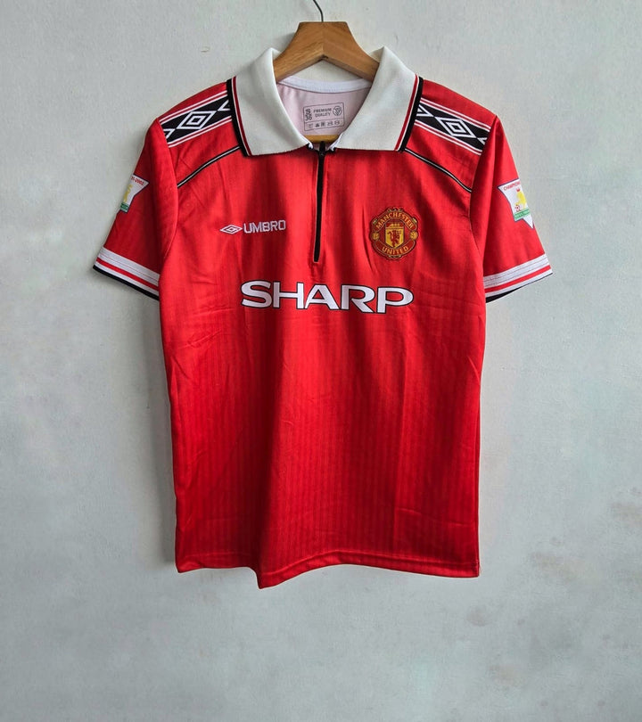 Manchester United 1998-99 D. Beckham half sleeves (zip)